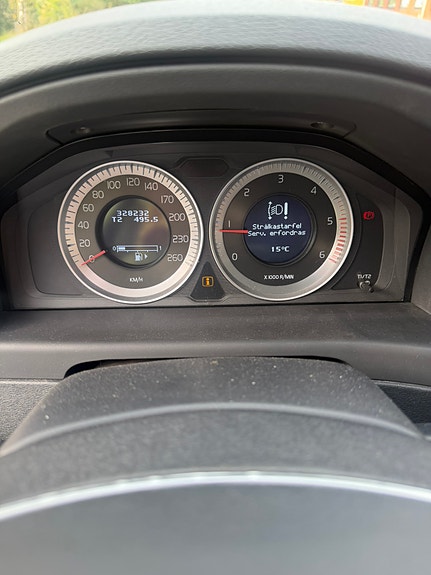 Volvo V70 8 of 8