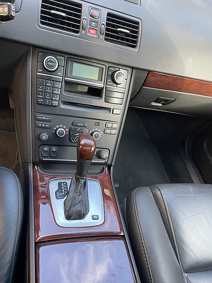 Volvo XC90 6 of 14