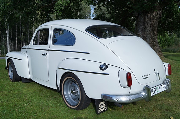 Volvo PV 2 of 9