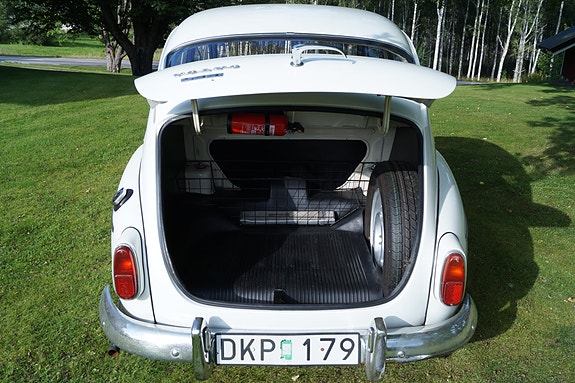 Volvo PV 7 of 9