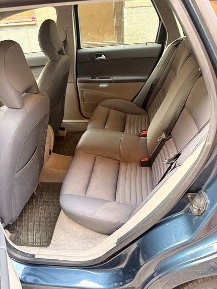 Volvo V50 8 of 10