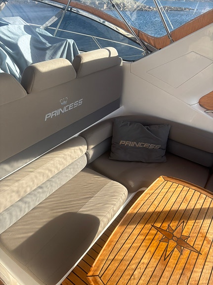 Princess 32 riviera 5 of 19
