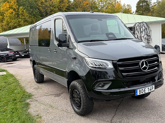 Mercedes-Benz Sprinter 319 3 of 13