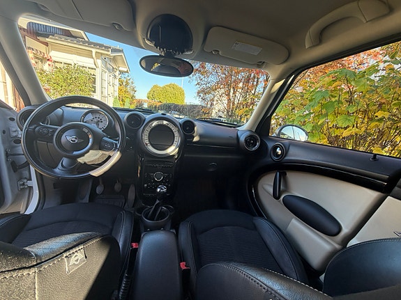 MINI Countryman Cooper D 3 of 5