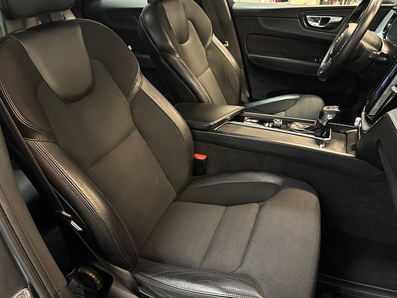 Volvo XC60 11 of 30