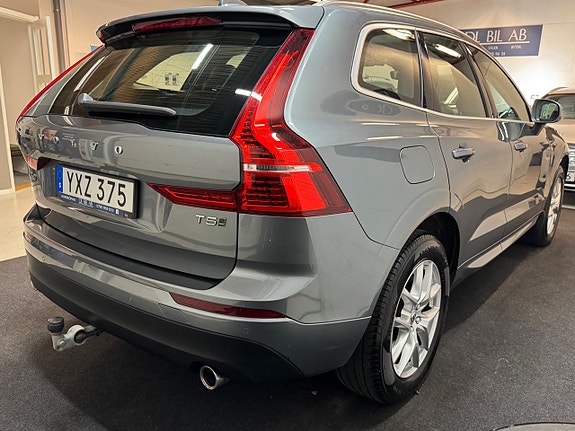 Volvo XC60 5 of 30