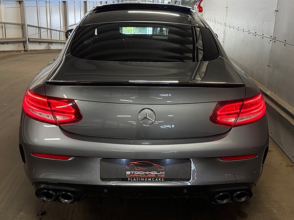 Mercedes-Benz C400 16 of 28