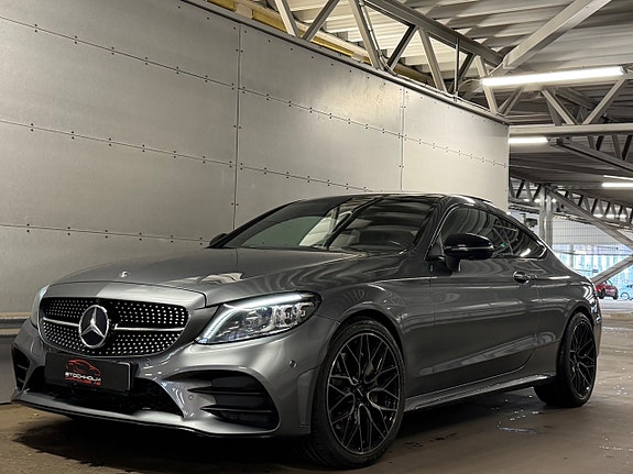 Mercedes-Benz C400 5 of 28