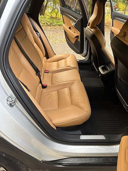 Volvo V90 Cross Country 10 of 15