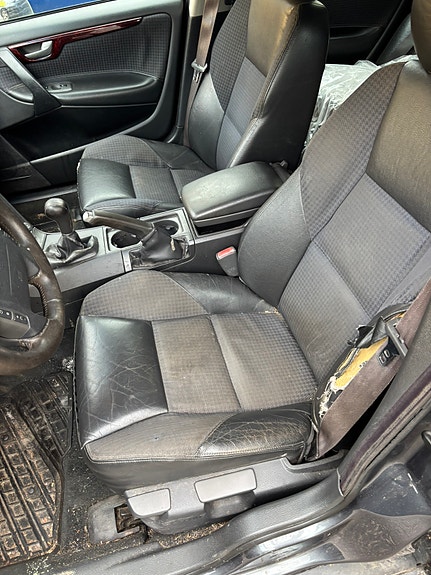 Volvo V70 5 of 8