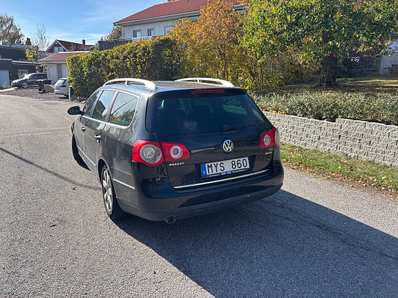 Volkswagen Passat 6 of 14