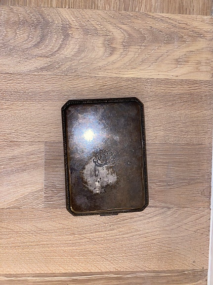Product image 1 of 3