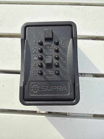 Product image 1 of 6