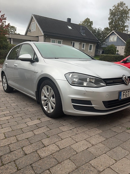 Volkswagen Golf VII 8 of 10