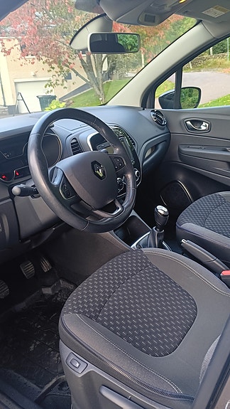 Renault Captur 8 of 10