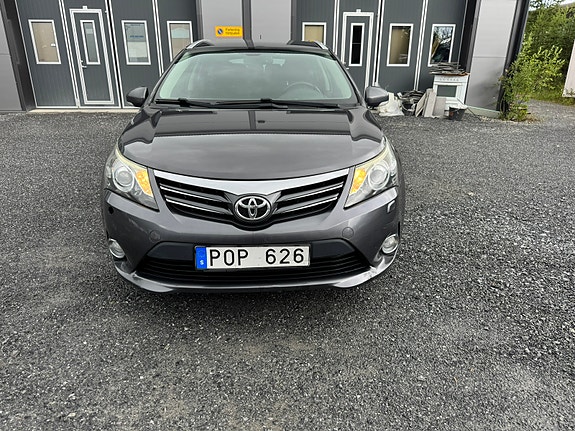 Toyota Avensis 10 of 10