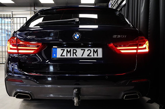 BMW 530i 10 of 30