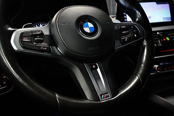 BMW 530i 13 of 30