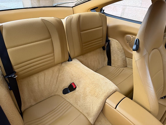 Porsche 911 16 of 23