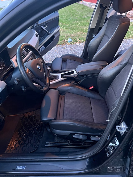 BMW 320d 6 of 11