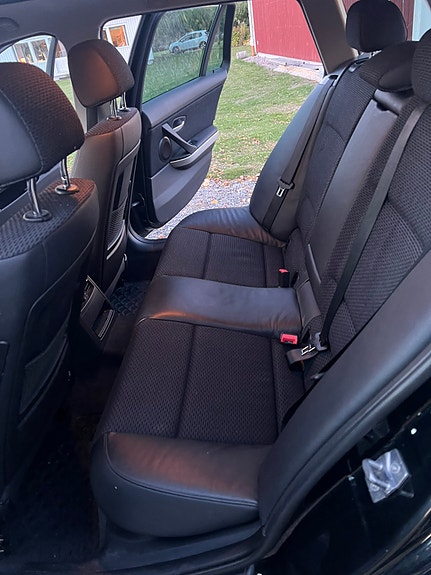 BMW 320d 5 of 11