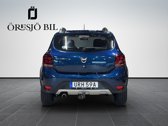 Dacia Sandero Stepway 4 of 22