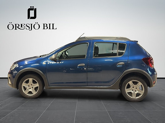 Dacia Sandero Stepway 2 of 22