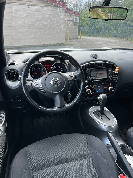 Nissan Juke 3 of 6