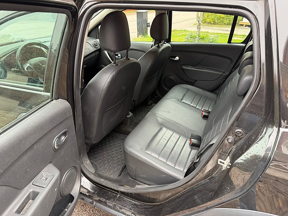 Dacia Logan 9 of 11