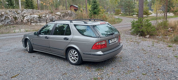 Saab 9-5 3 of 8