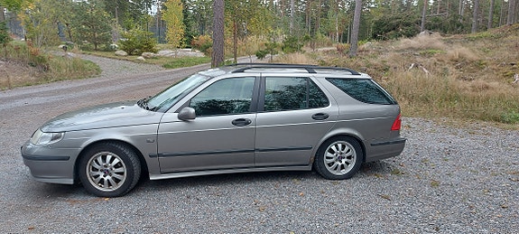 Saab 9-5 2 of 8