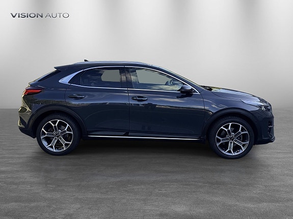 Kia XCeed 4 of 30