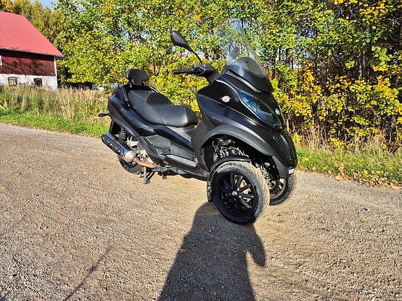 Piaggio MP3 500 LT 2 of 4