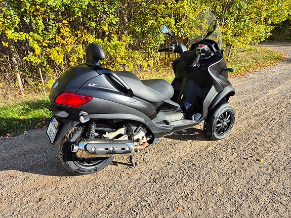 Piaggio MP3 500 LT 3 of 4
