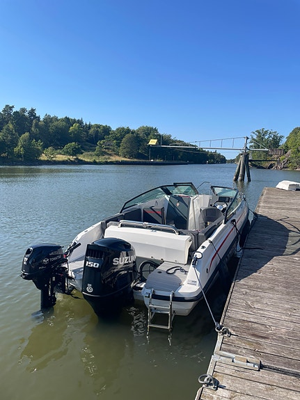 Sting 610 BR + Suzuki 4-takt 150 hk -23 med 58 timmar på motorn. 6 of 7