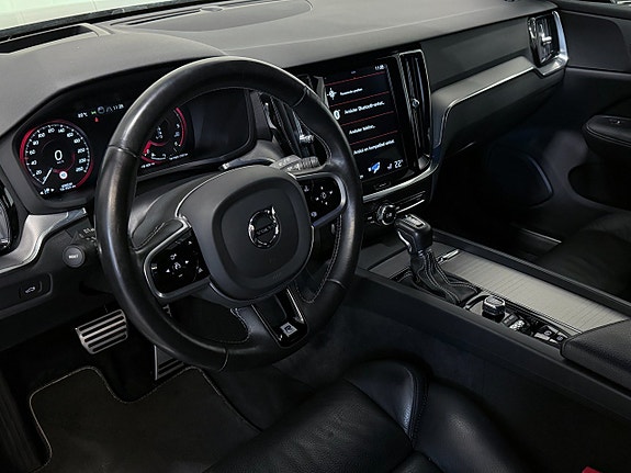 Volvo V60 6 of 24