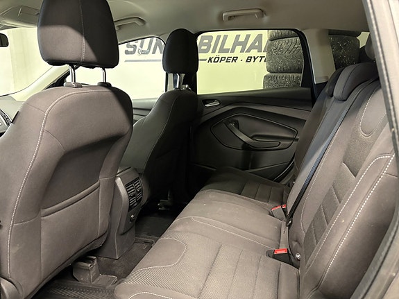 Ford Kuga 12 of 12