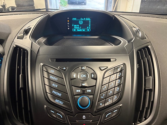 Ford Kuga 8 of 12