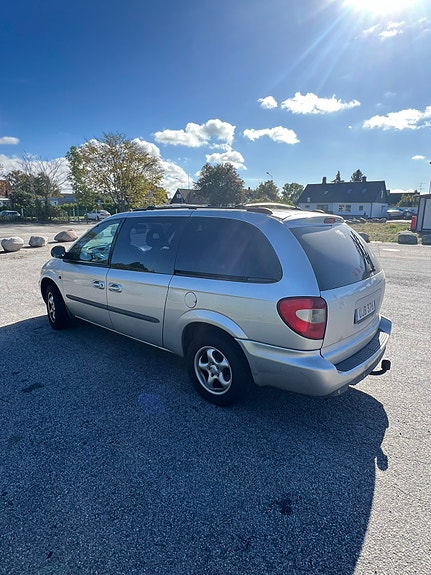 Chrysler Grand Voyager 3 of 8