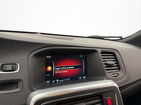 Volvo V60 24 of 30