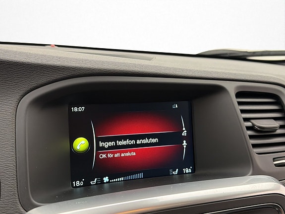 Volvo V60 25 of 30