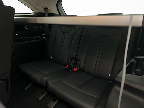 Kia Sorento 28 of 30