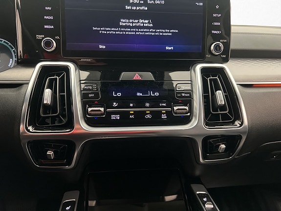 Kia Sorento 21 of 30