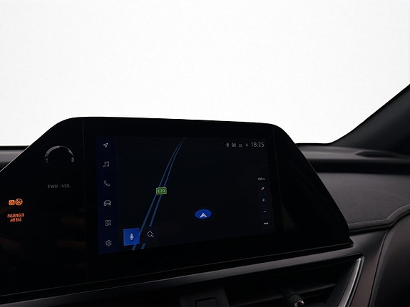 Lexus UX250h 16 of 30