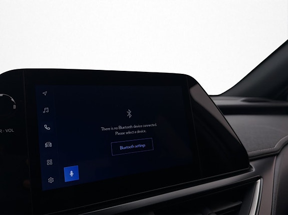 Lexus UX250h 17 of 30