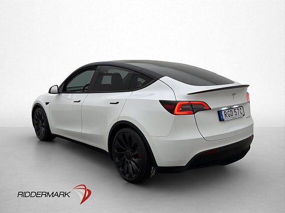 Tesla Model Y 6 of 30