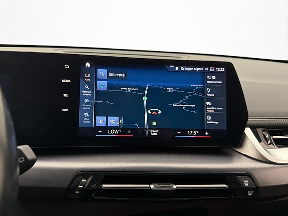 BMW iX1 25 of 30