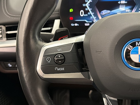 BMW iX1 14 of 30