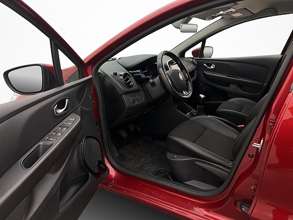 Renault Clio 9 of 26