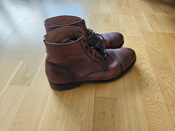 Product image 1 of 10